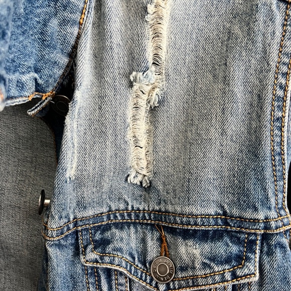 Vintage Style Denim Jacket - Picture 3 of 4